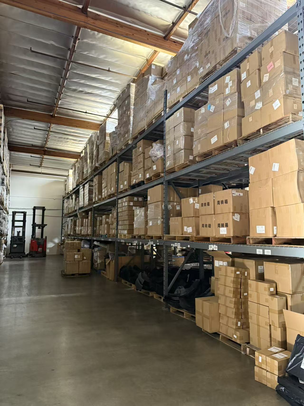 仓库展示图 2